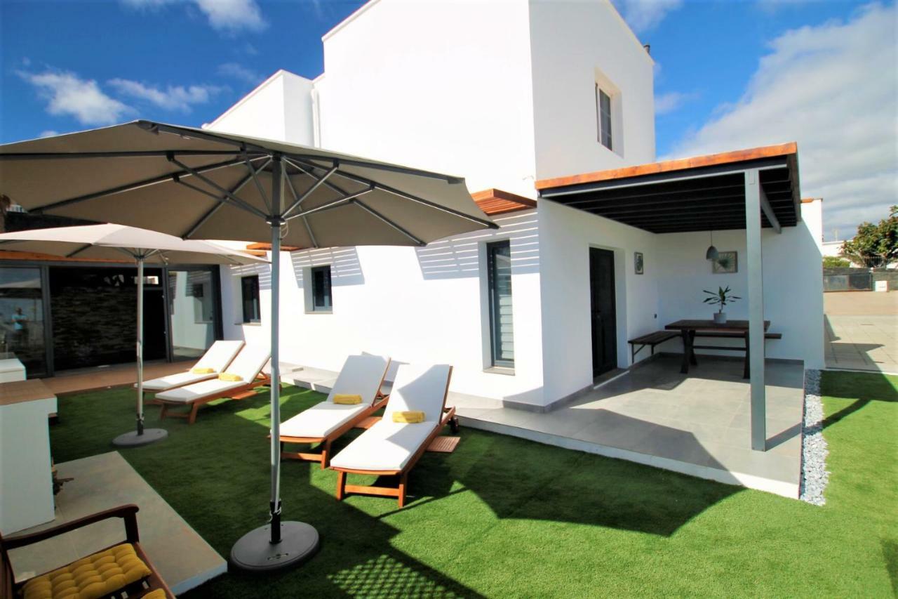 Holiday House And Spa Lanzarote Villa Tías Exteriör bild